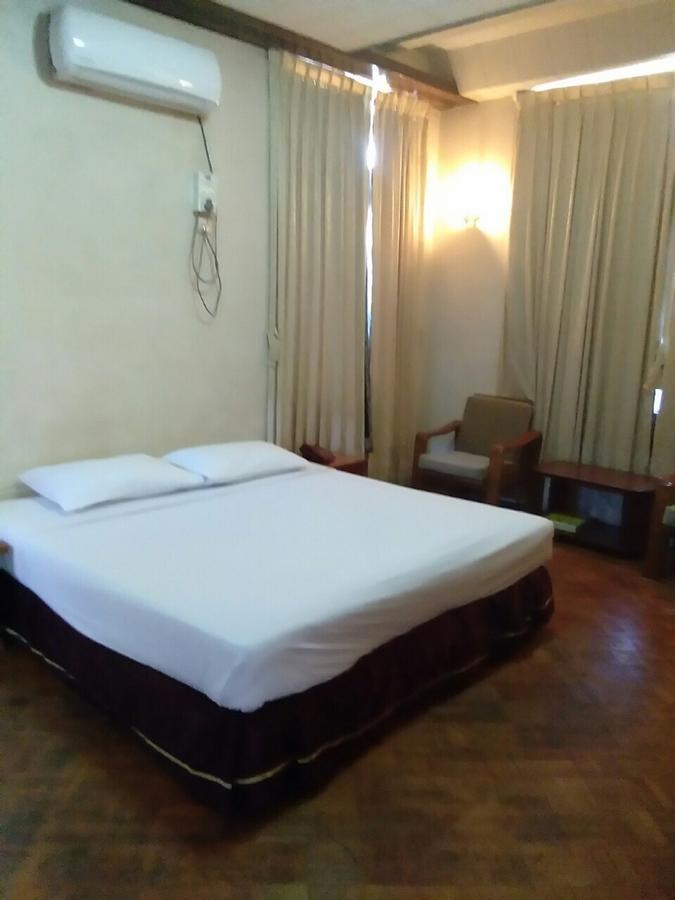 Halpin 2* Yangón