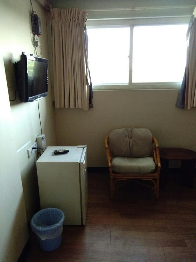 Halpin Hotel 2*